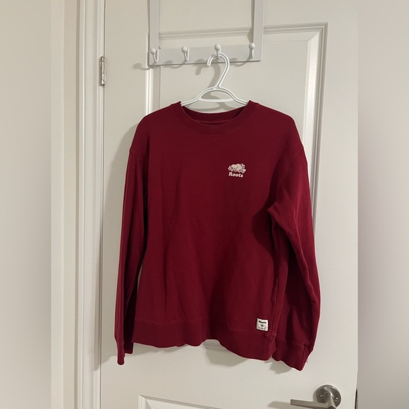 Women’s Roots Crewneck - Picture 1 of 3